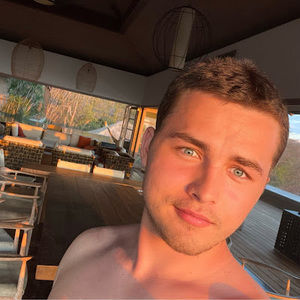 Meet your Posher, Jacob